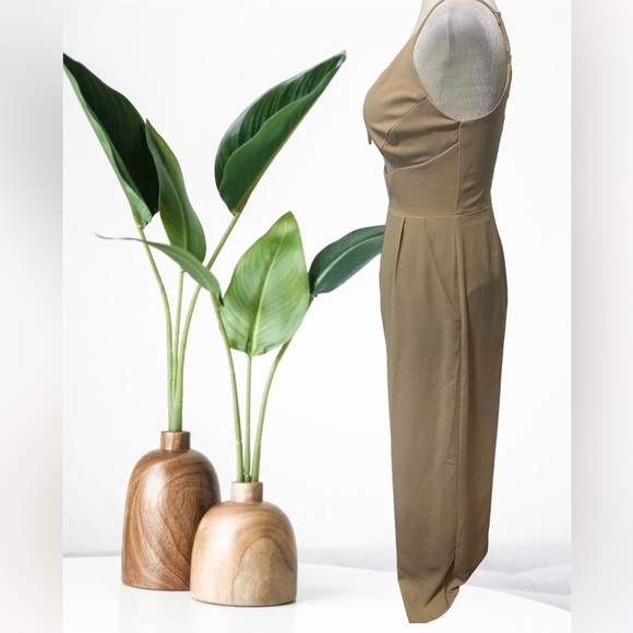 Love & Harmony Jumpsuit size Small - Picture 2 of 3